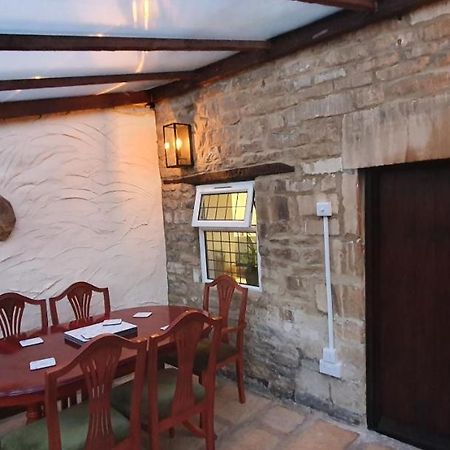 Quirky Cottage - Dogs Welcome Corsham Εξωτερικό φωτογραφία
