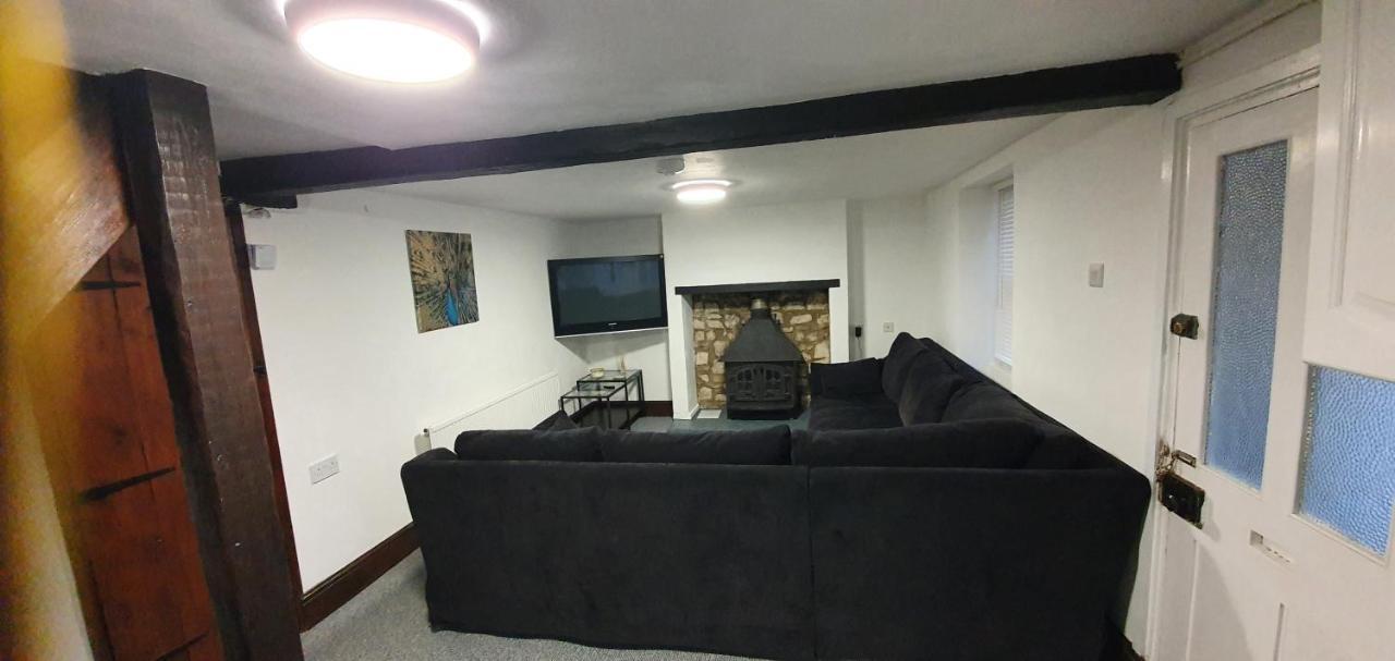 Quirky Cottage - Dogs Welcome Corsham Εξωτερικό φωτογραφία