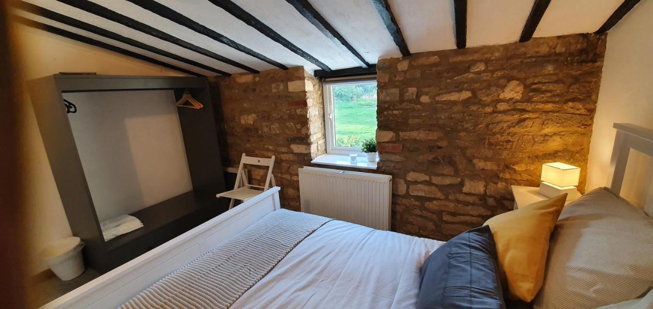 Quirky Cottage - Dogs Welcome Corsham Εξωτερικό φωτογραφία