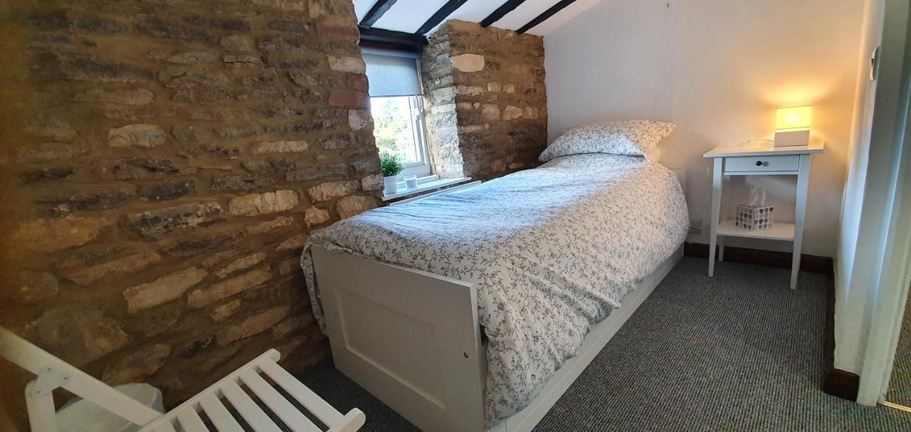 Quirky Cottage - Dogs Welcome Corsham Εξωτερικό φωτογραφία